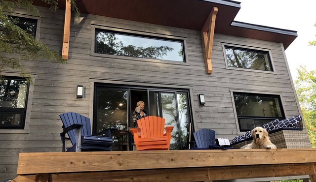 Stunning Lakeside Cabin in McKellar, Ontario - The Ultimate Glamping Getaway Destination in McKellar