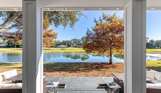 Stunning Pet Friendly Home Ravens Run in Miramar Beach