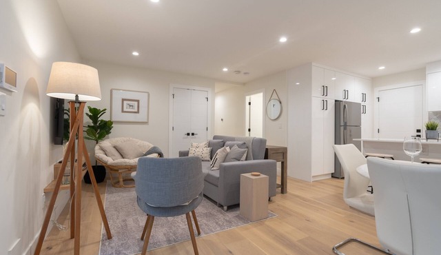 Stylish 2BR/1BA close to City Centre bsmt suite in North Vancouver