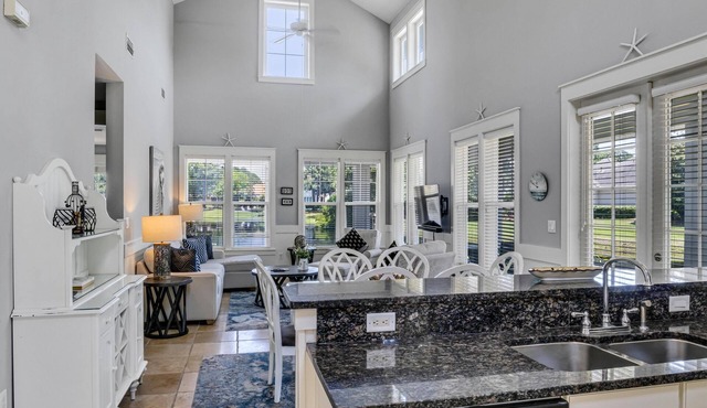 Stylish 2BR/2.5BA Oasis at Sandestin Golf and Beach Resort! in Miramar Beach