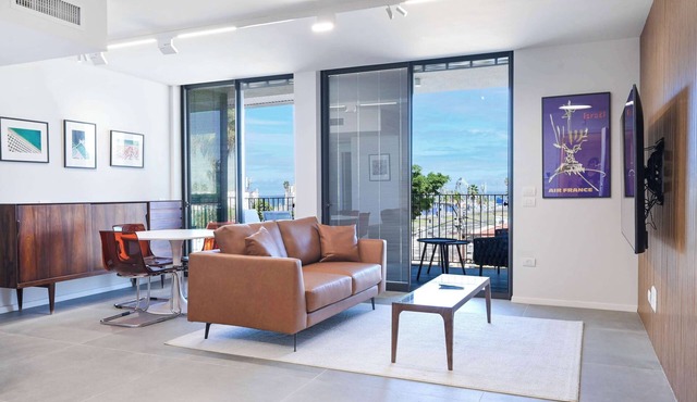 Stylish Sea View 2BR Apartment by HolyGuest in Tel Aviv-Yafo
