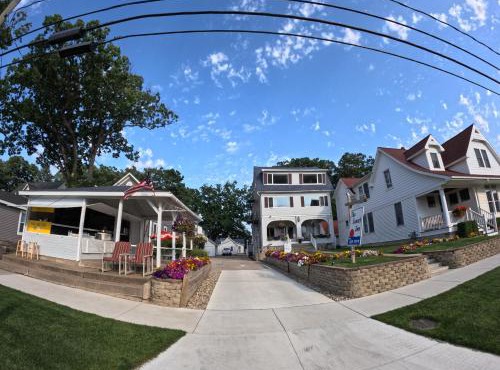 Sunset Inn in South Haven