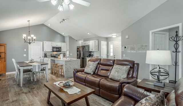 SunsetView Blvd - For Family & Friends Gatherings in Chattanooga