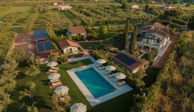Terre dei Ghelfi Luxury Boutique Apartments & Spa - Adults Only in Castagneto Carducci
