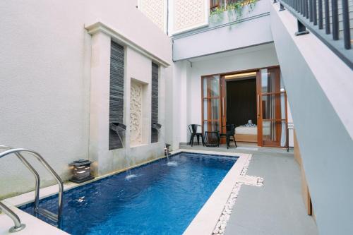 The Lavana Sahadewa Villa Kuta Sunset in Legian