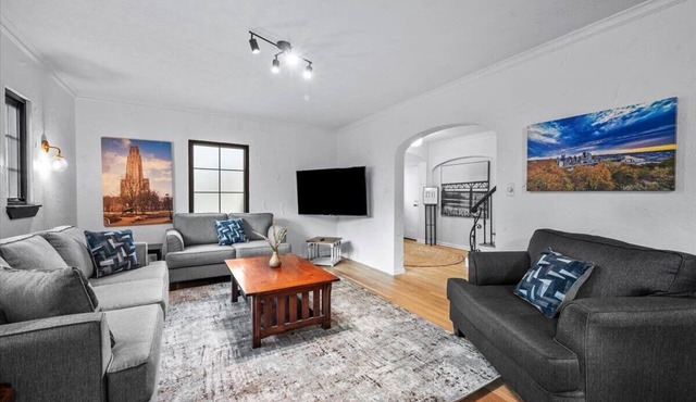 The Walnut Suites - The Family Suite in Pittsburgh