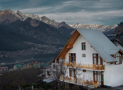 The Wooden Chalet, Manali in Manāli