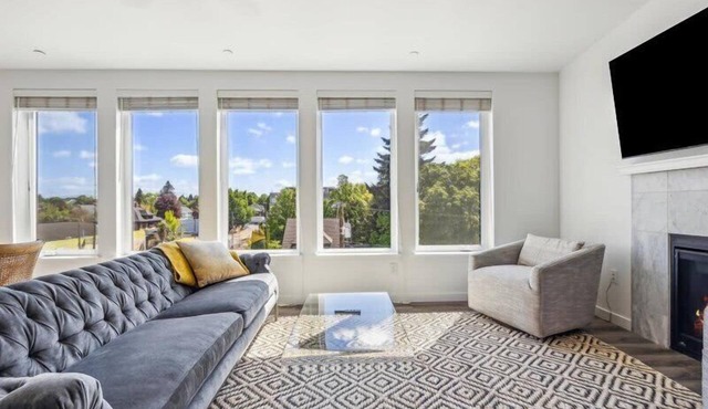 Tranquil Urban Retreat - The Dorian Loft 504 in Portland
