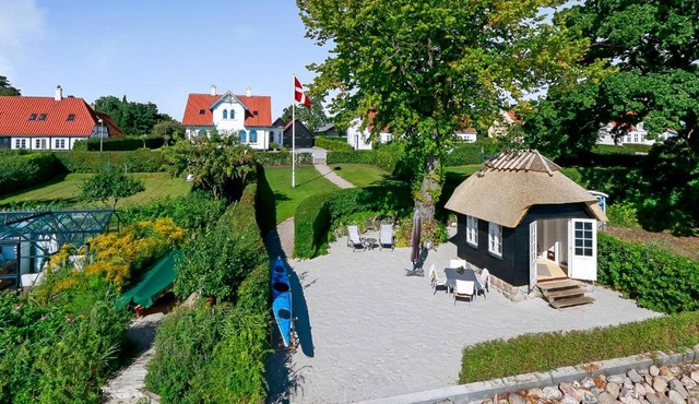 Troense Bed and Breakfast by the sea in Svendborg