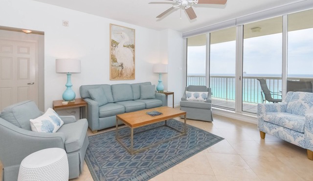 TWO OCEANFRONT MASTER BEDROOMS.NEWLY UPDATED COASTAL. DISCOUNTED BEACH SERVICE in Destin