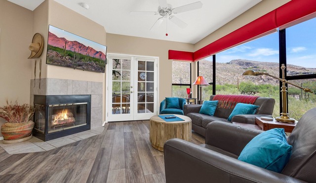 *Updated Tile!* View at Ventana 2 BR Condo/COM Pool/PATIO VIEWS! in Tucson