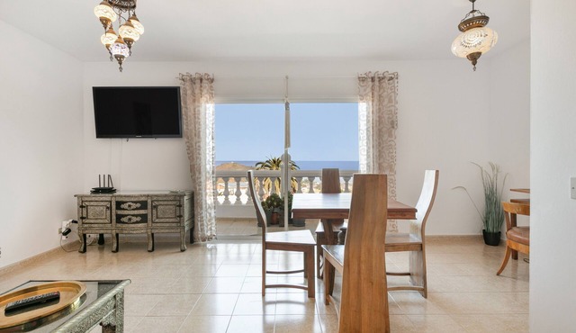Vacation Home 'Casa Tierra De Oro' with Wi-Fi in Los Realejos