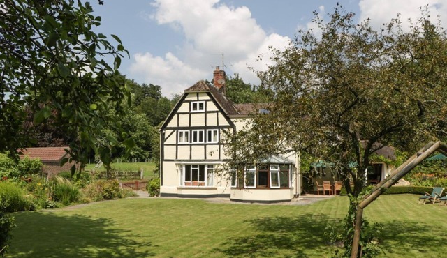 Valley House, Devizes in Devizes