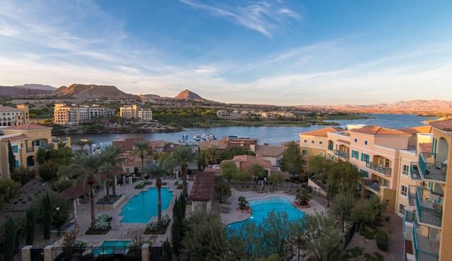 View with the.wow factor.top floor penthouse. in Henderson
