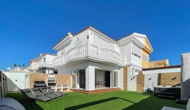 Villa Sofía Maspalomas in Sonneland (Urbanizacion)