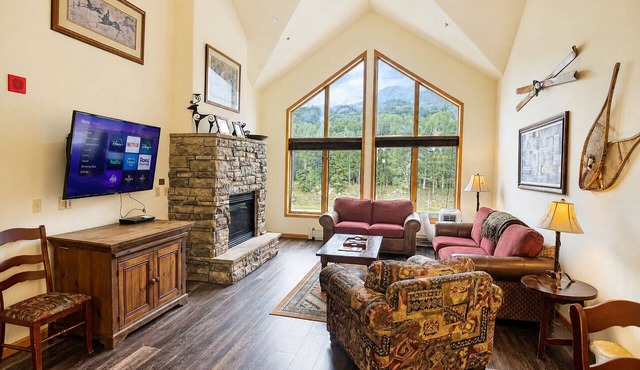 Walk to River Run One of Keystone's Largest 4BR/4BA Penthouse in Keystone