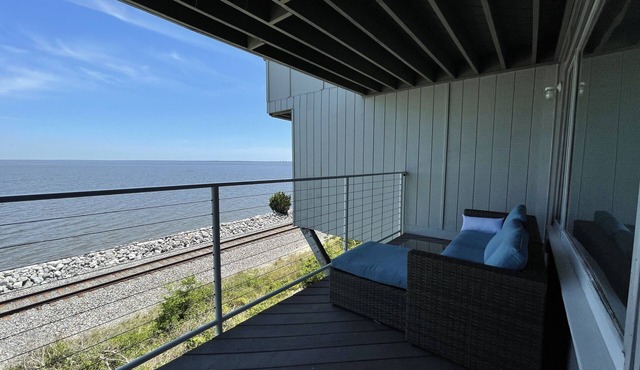 Watch Dolphins + more from your private balcony! Views & Mins. to P'cola Beach in Pensacola