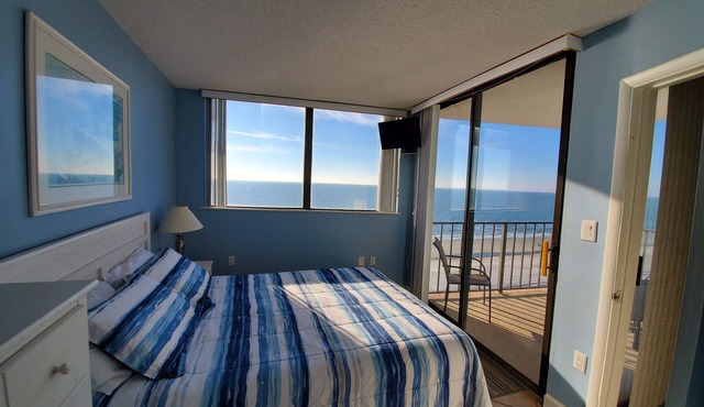 Wonderful 2BR/2BA-Top Floor-Oceanfront Corner Unit - Vacation Fun Awaits! in North Myrtle Beach