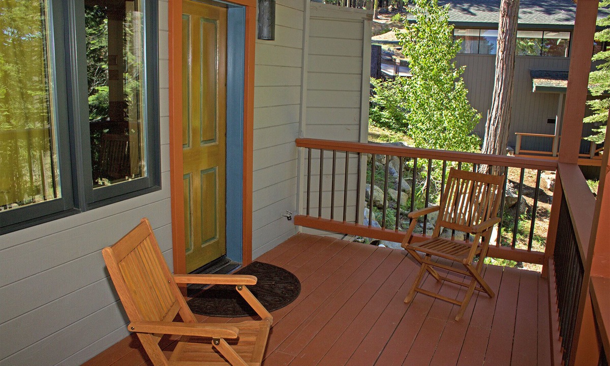 Yosemite West Apartment | Inside Yosemite Gates! Aspen Room, Minutes From Valley. Rents Jan-April only.