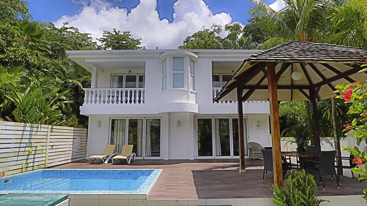 Photo of Outdoor in Beau Vallon