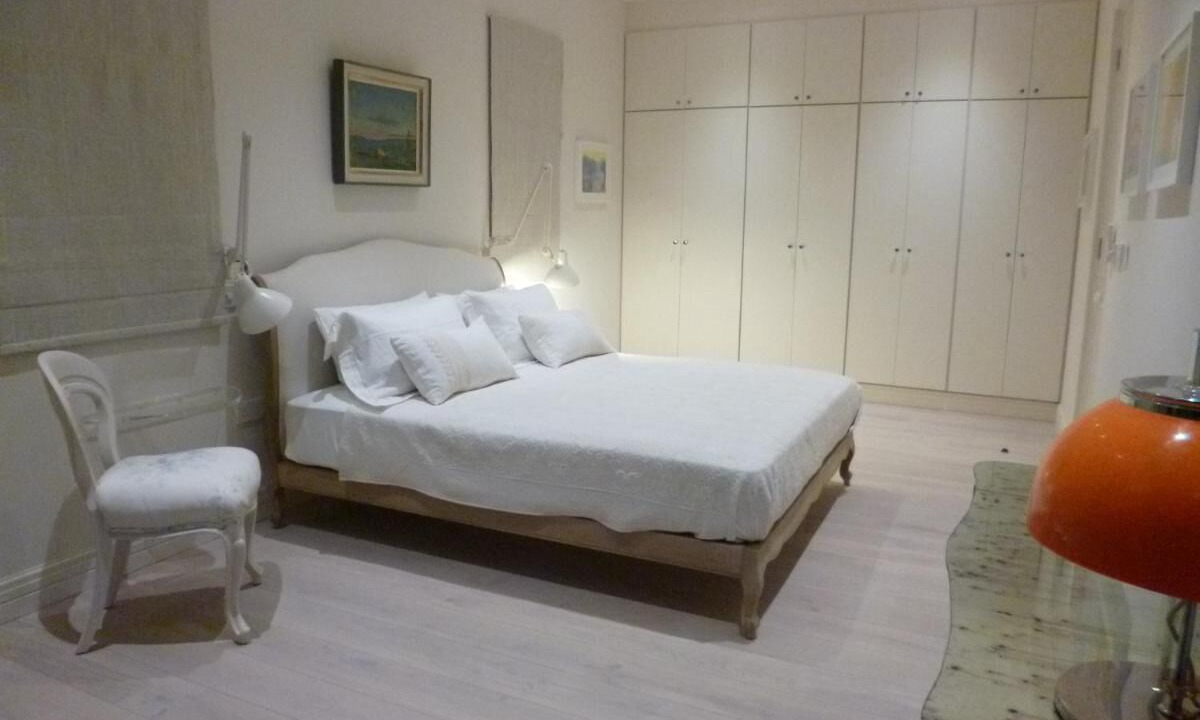 Photo of Bedroom in Beau Vallon