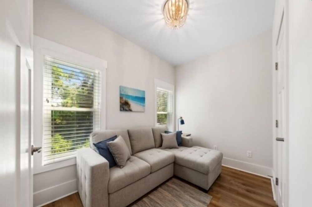Photo of Bedroom in Wilmington Beach