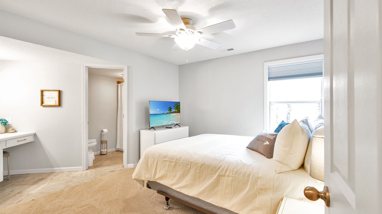 Photo of Bedroom in Village of Four Seasons