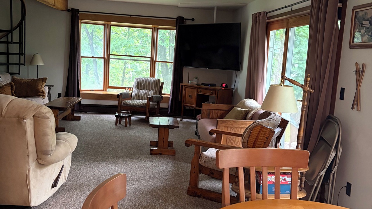 Photo of Livingroom in Keene