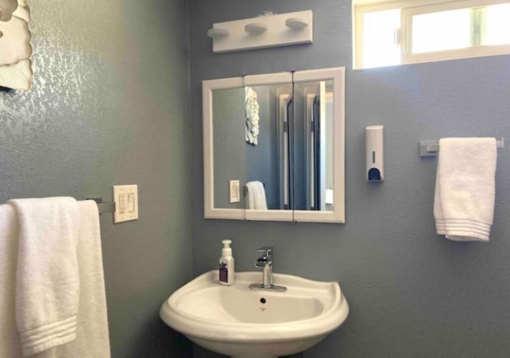 Photo of Bathroom in Banning