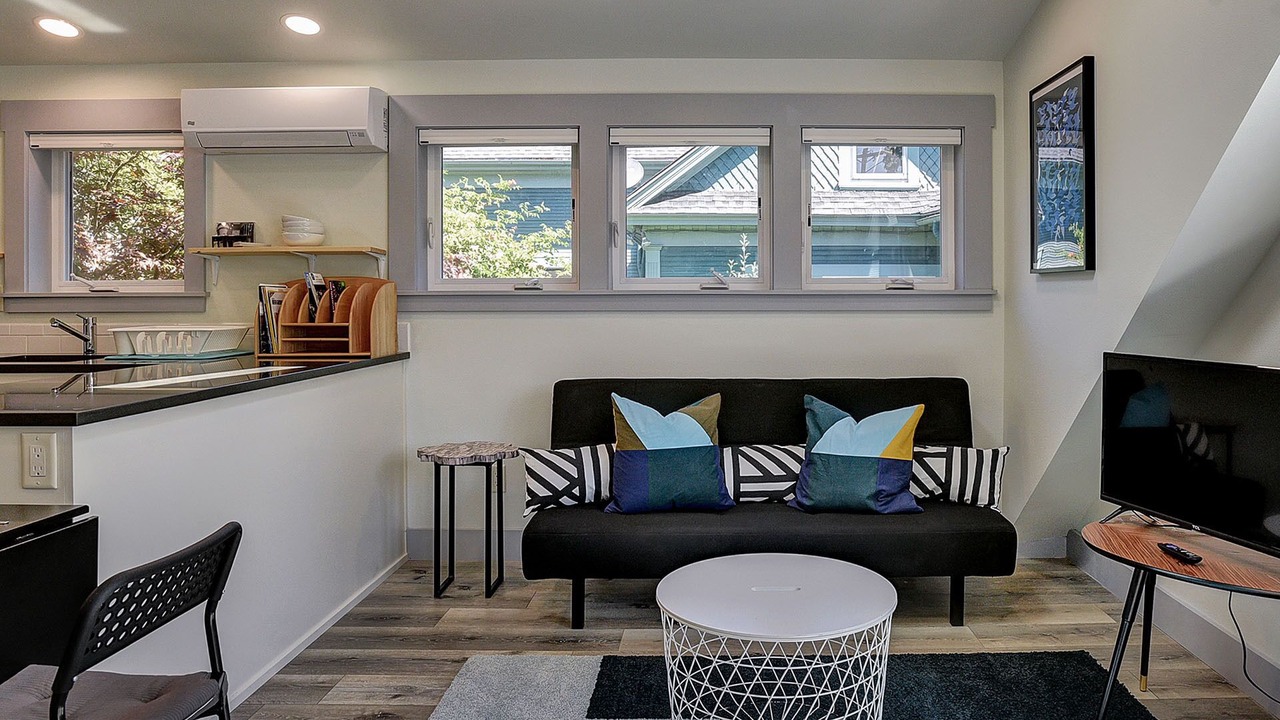 Photo of Livingroom in Belmont