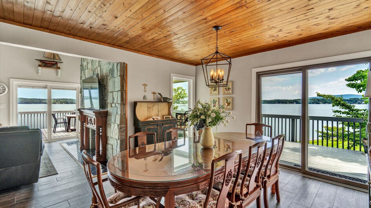 Photo of Others in Smith Mountain Lake