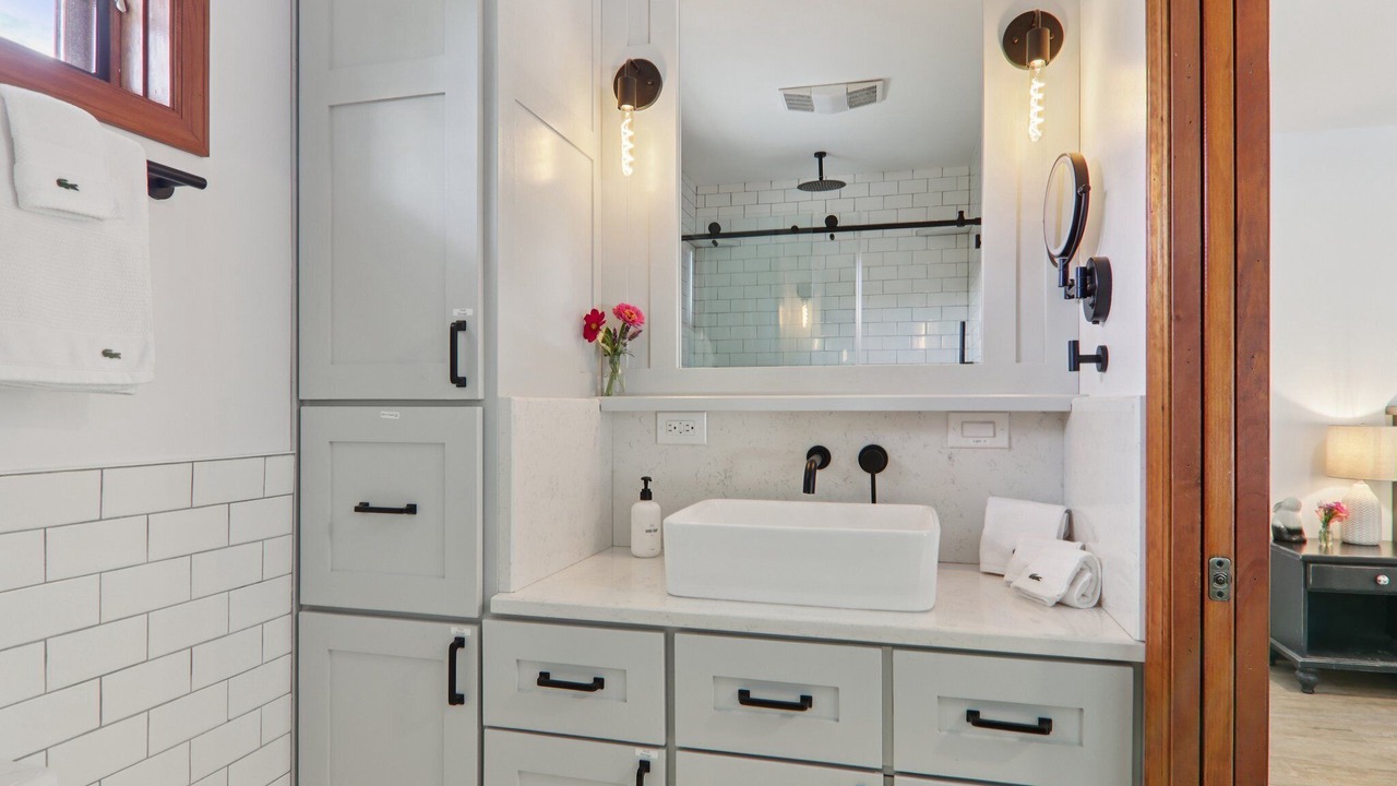Photo of Bathroom in Fairview