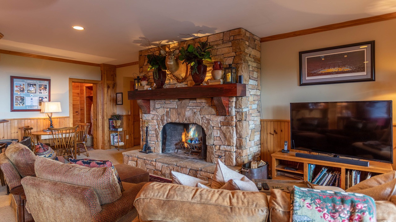 Photo of Livingroom in Boone