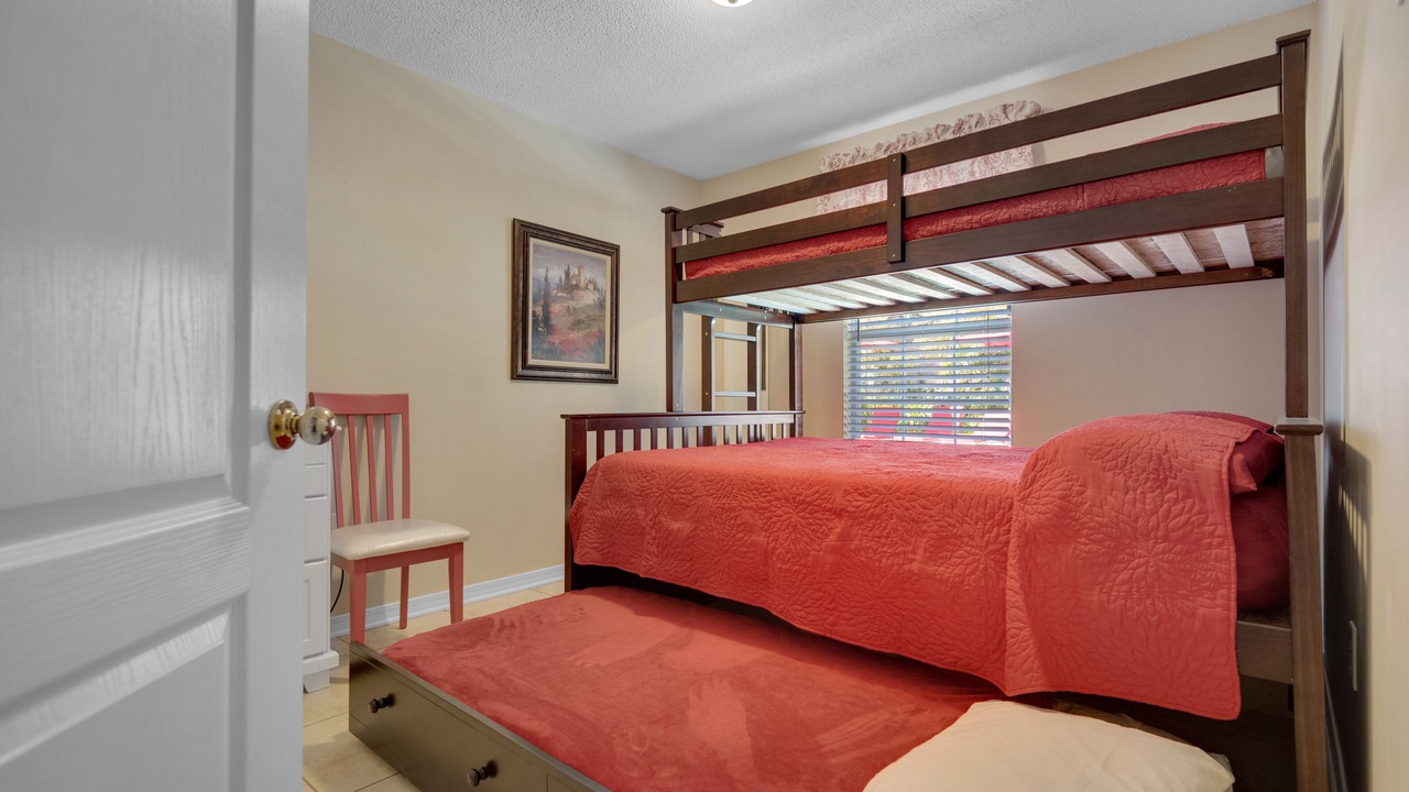 Photo of Bedroom in Miramar Beach
