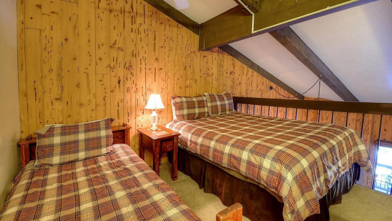 Photo of Bedroom in Yosemite West