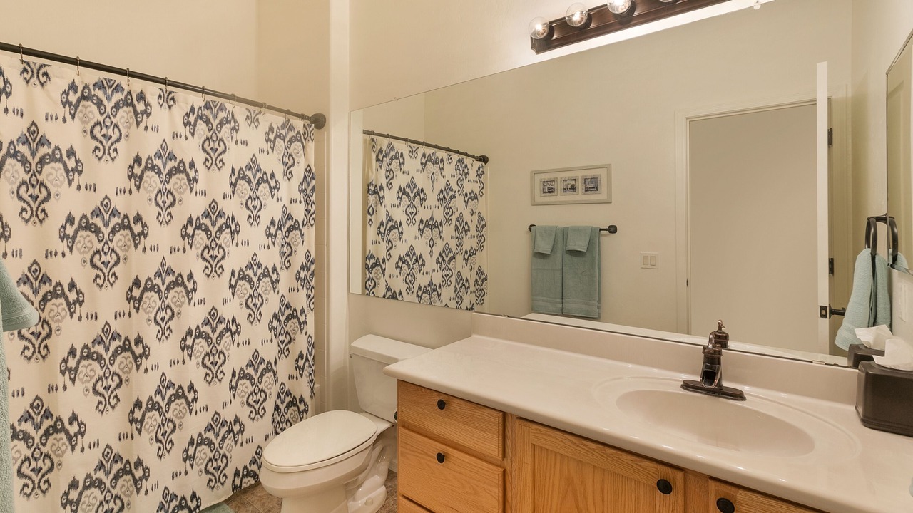 Photo of Bathroom in The Bluffs