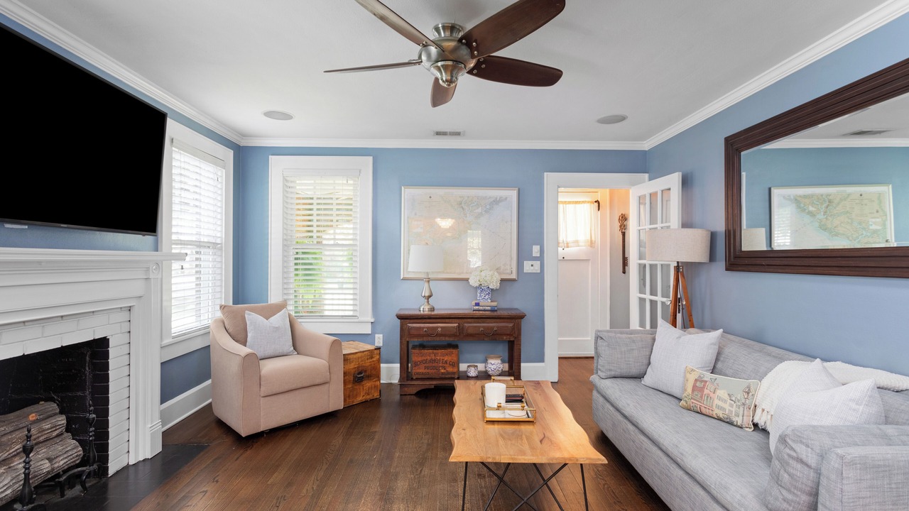 Photo of Livingroom in West Ashley