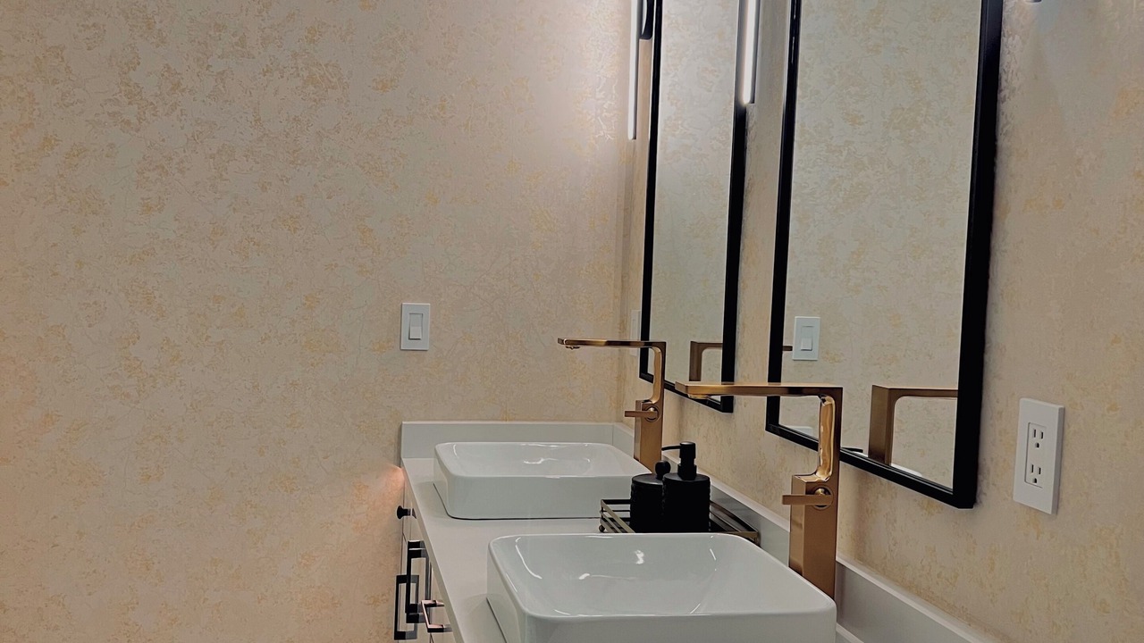 Photo of Bathroom in Metro Vancouver Regional District