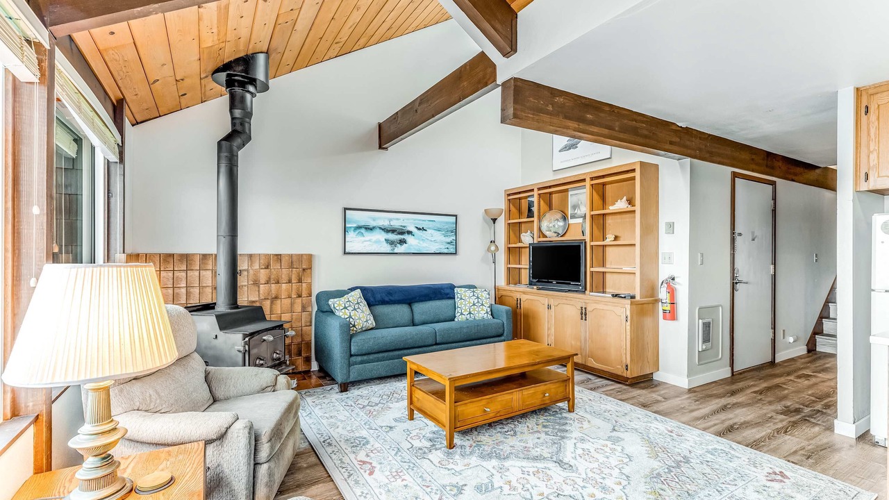 Photo of Livingroom in Historic Bayfront