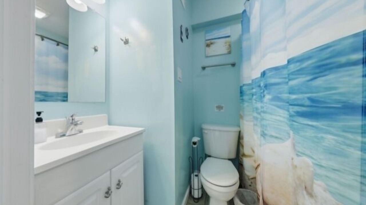 Photo of Bathroom in Carolina Beach