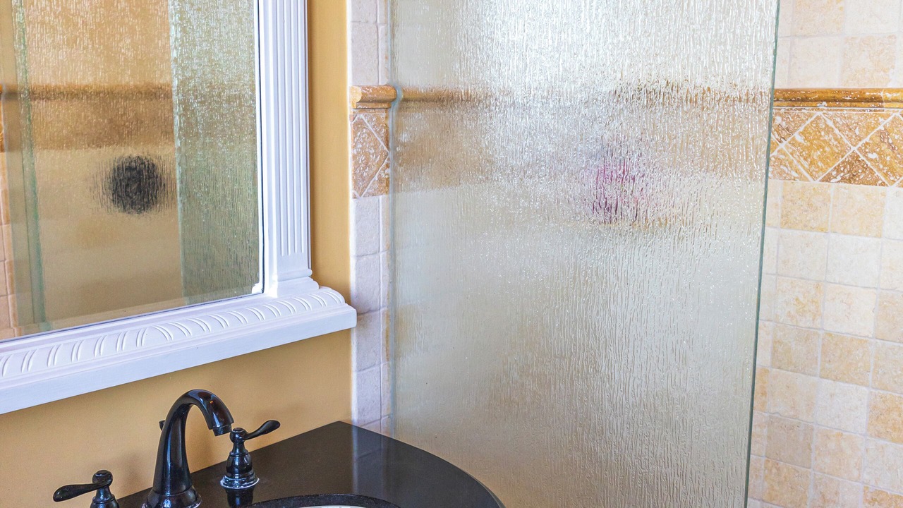 Photo of Bathroom in Leonards