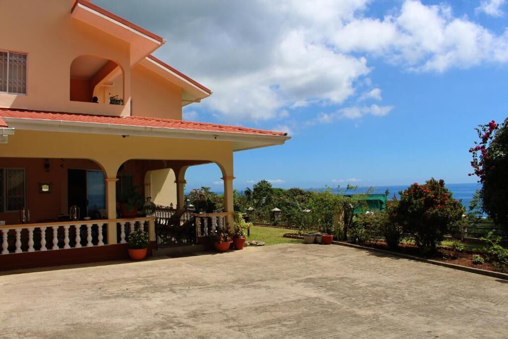 Photo of Patio Balcony in Mahe Island