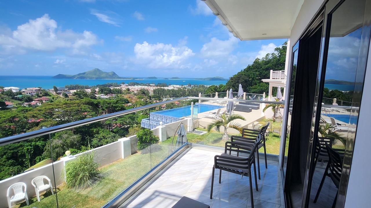 Photo of Patio Balcony in Anse Etoile