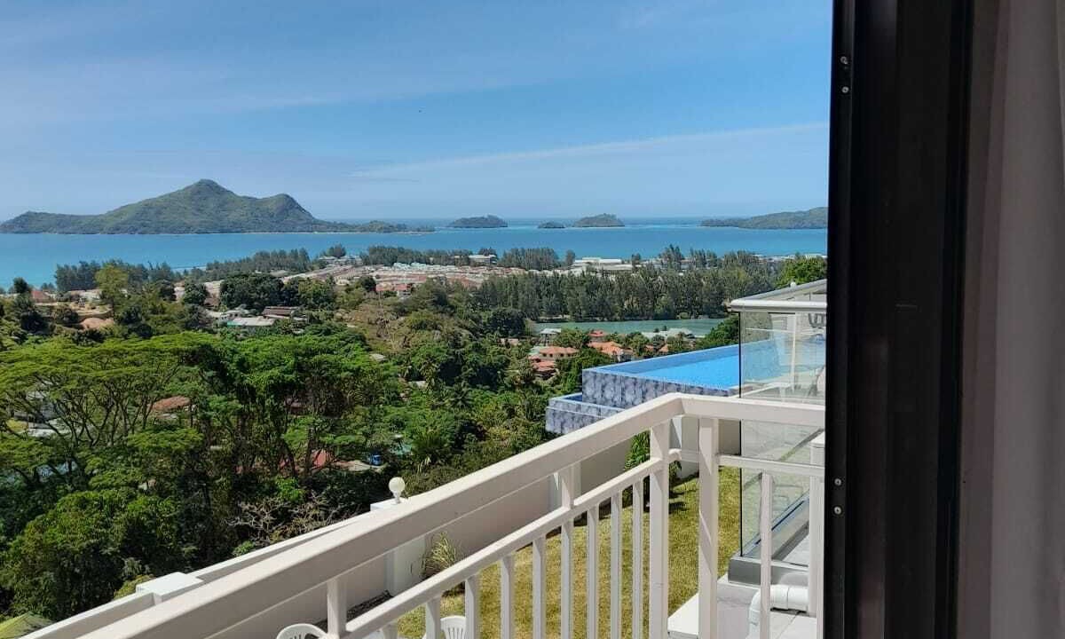 Photo of Patio Balcony in Anse Etoile
