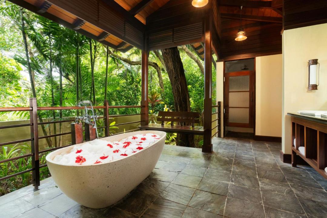 Photo of Bathroom in Round Island