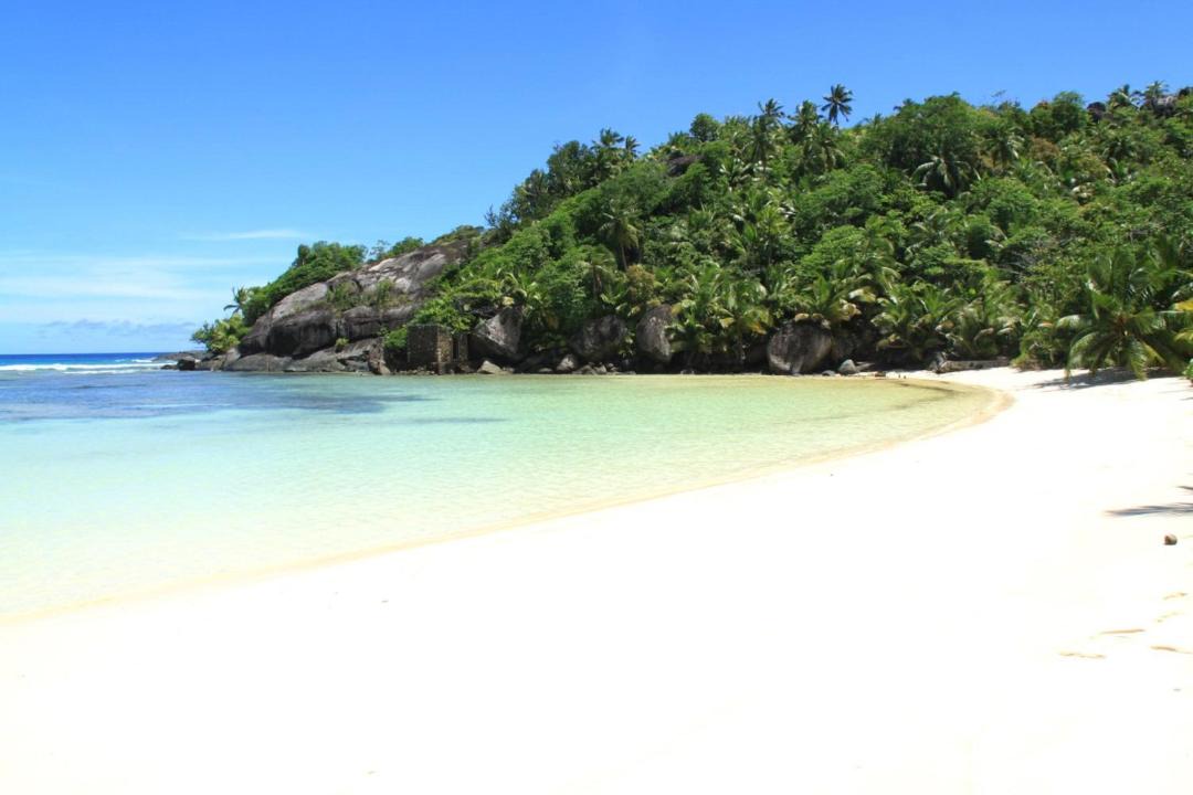 Photo of Others in Silhouette Island