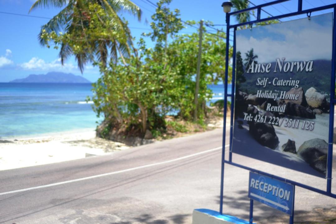 Photo of Others in Mare Anglaise