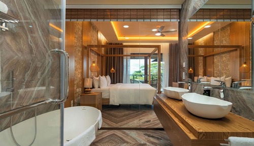 Deluxe Double Room, Balcony, Partial Ocean View