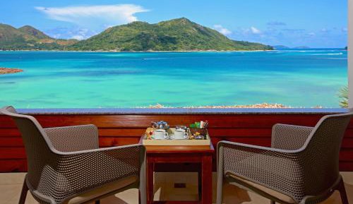 Deluxe Triple Room with Sea View