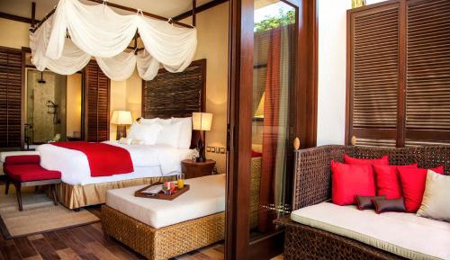 Junior King Suite with Balcony